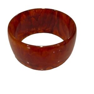 Retro Vintage Modernist Lucite Plastic Mid Century Thick Wide Bangle Bracelet
